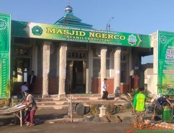 Sholat ied masjid alfalah